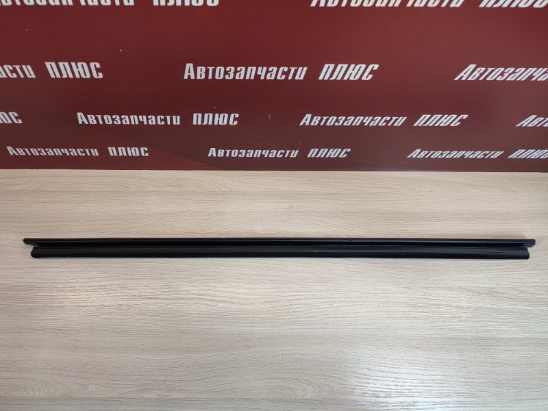 Уплотнитель стекла двери внутренний