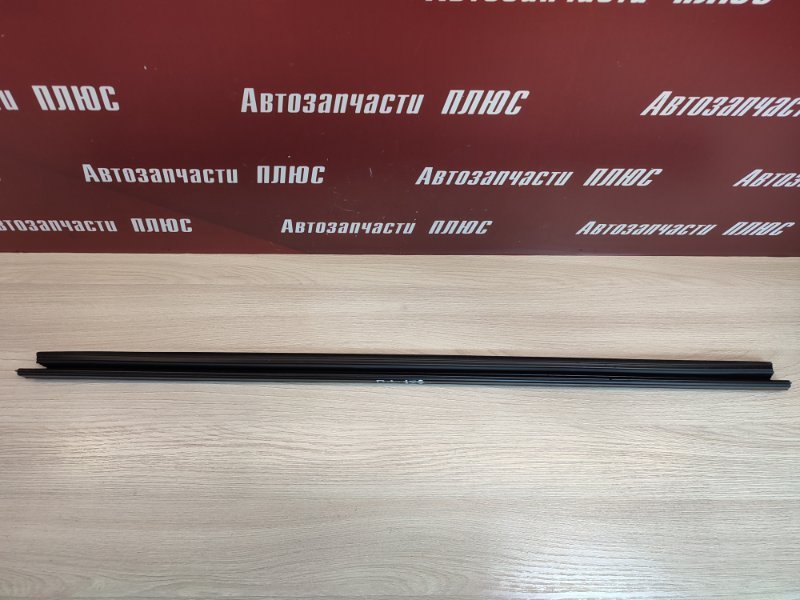 Уплотнитель стекла двери внутренний
