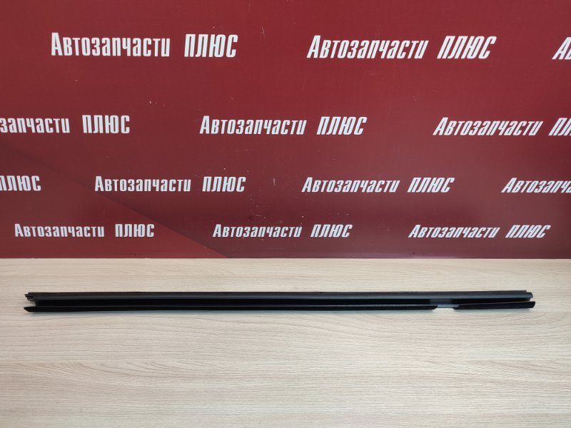 Уплотнитель стекла двери внутренний