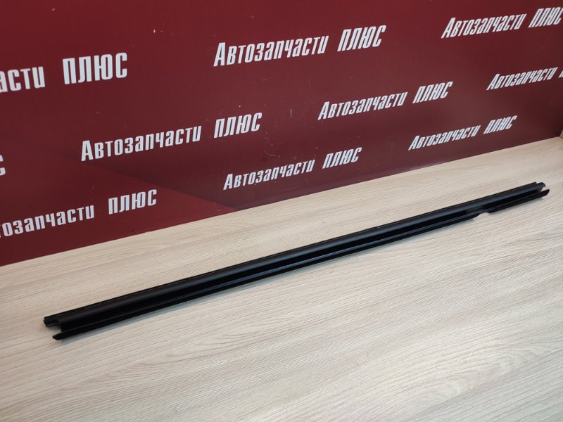 Уплотнитель стекла двери внутренний