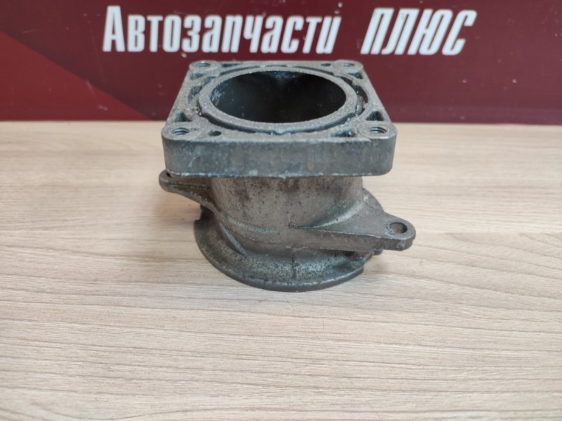 Фланец дроссельной заслонки