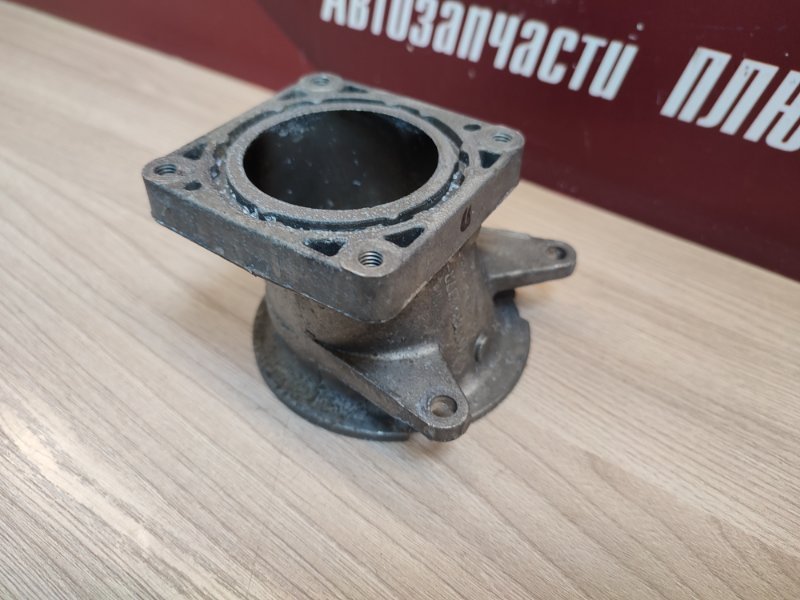 Фланец дроссельной заслонки