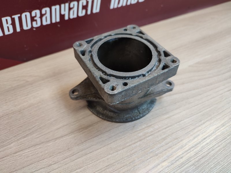 Фланец дроссельной заслонки