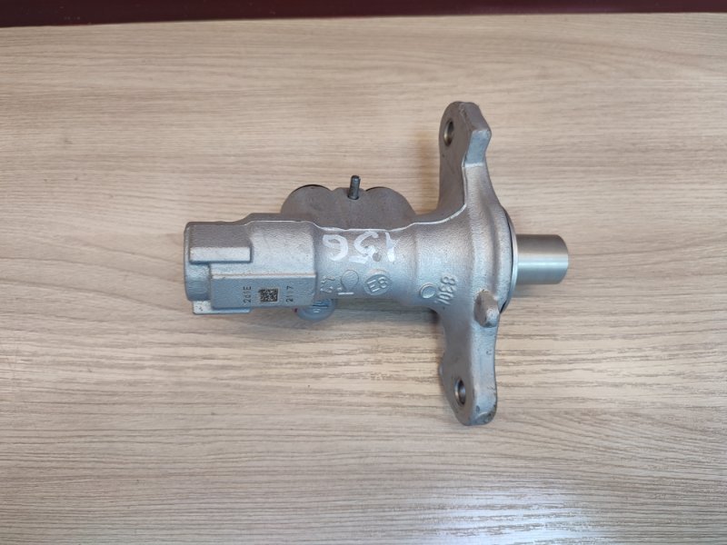 Главный тормозной цилиндр