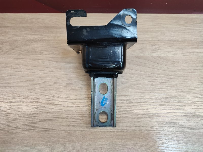 Опора двигателя