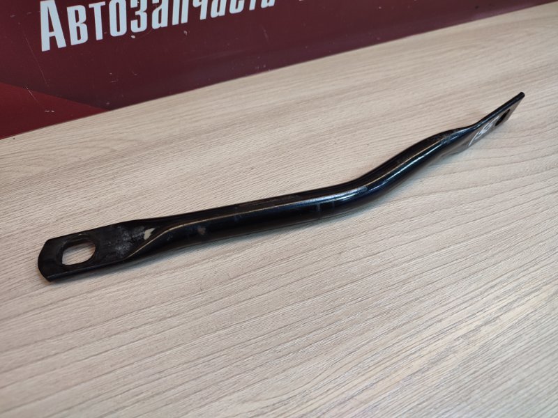 Кронштейн подрамника