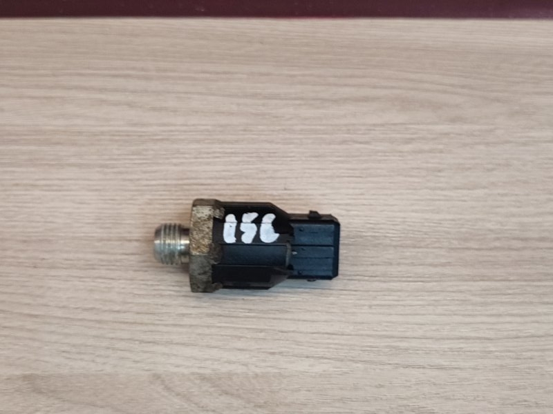 Датчик детонации двигателя