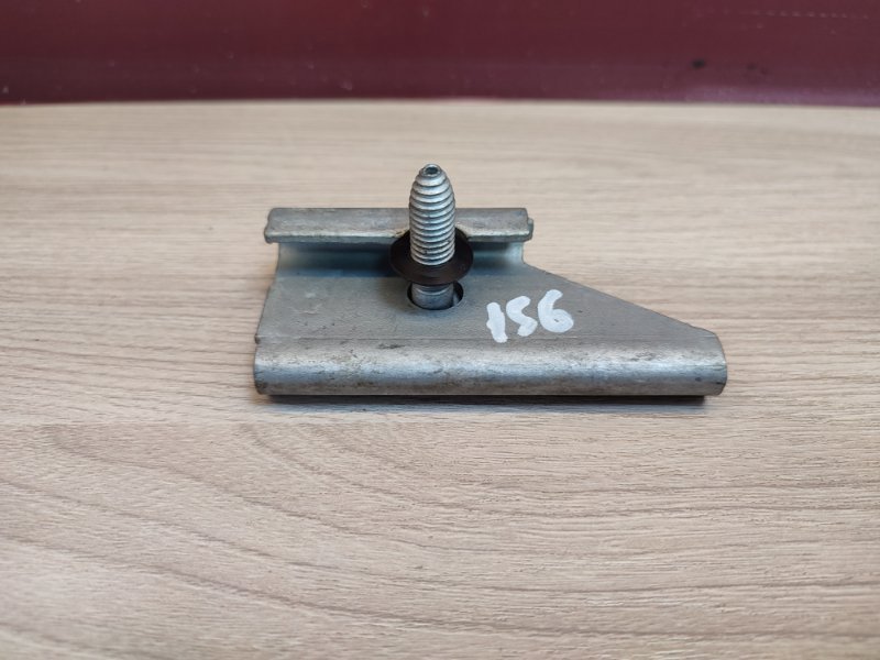 Крепление акб