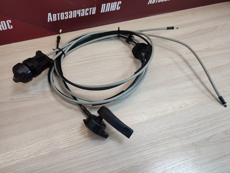 Трос замка капота