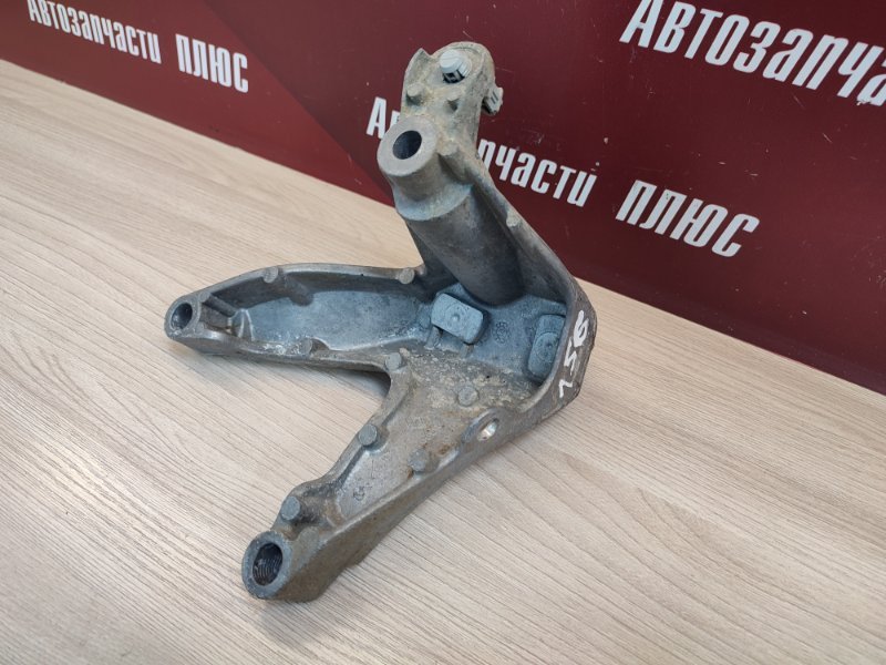 Кронштейн кпп