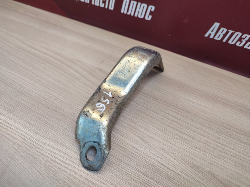 Кронштейн впускного коллектора