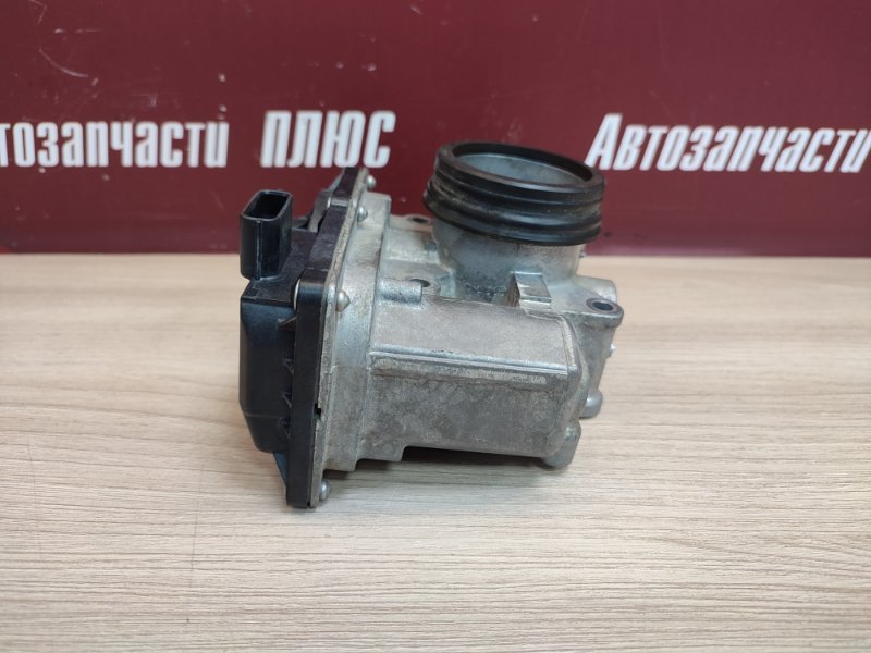 Дроссельная заслонка