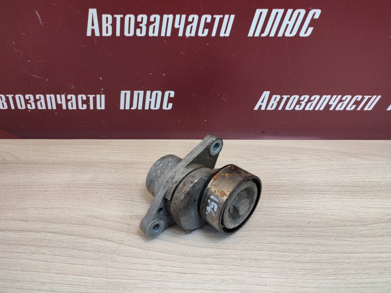 Ролик натяжителя