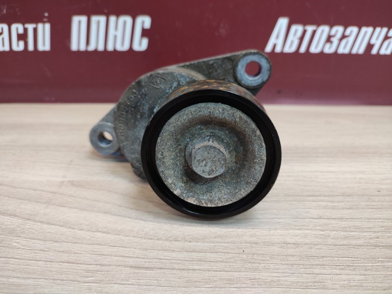 Ролик натяжителя