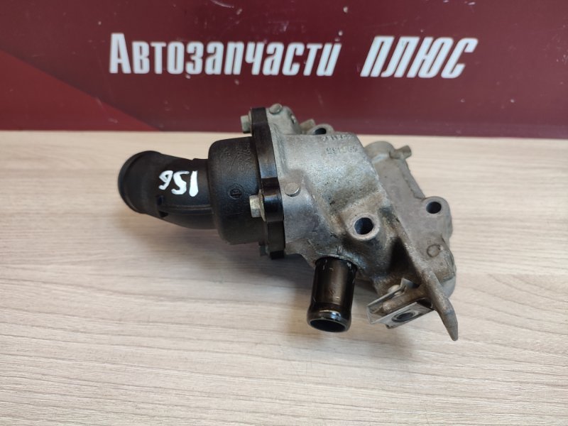 Термостат с корпусом