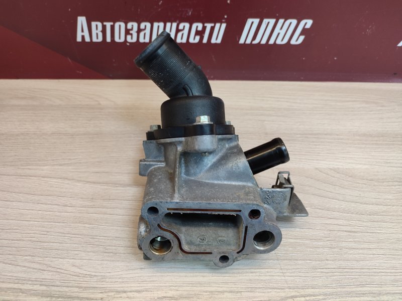 Термостат с корпусом