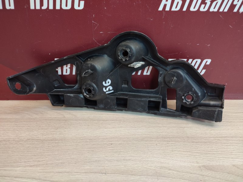 Кронштейн бампера