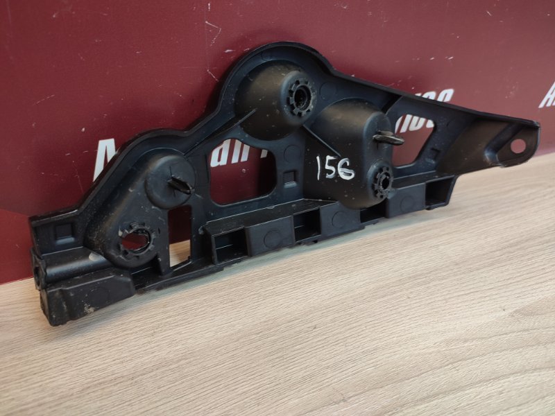 Кронштейн бампера