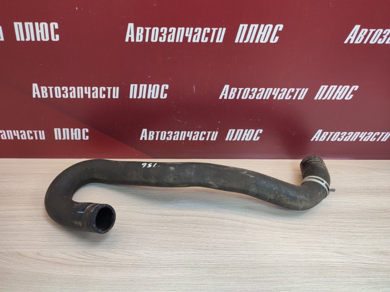 Верхний патрубок радиатора