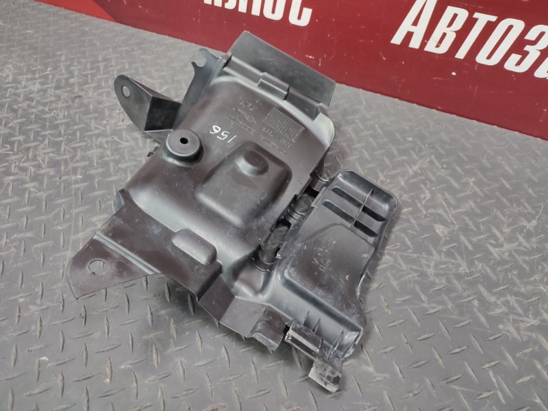 Пыльник двигателя