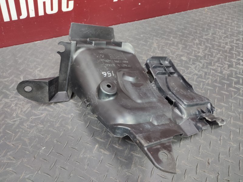 Пыльник двигателя