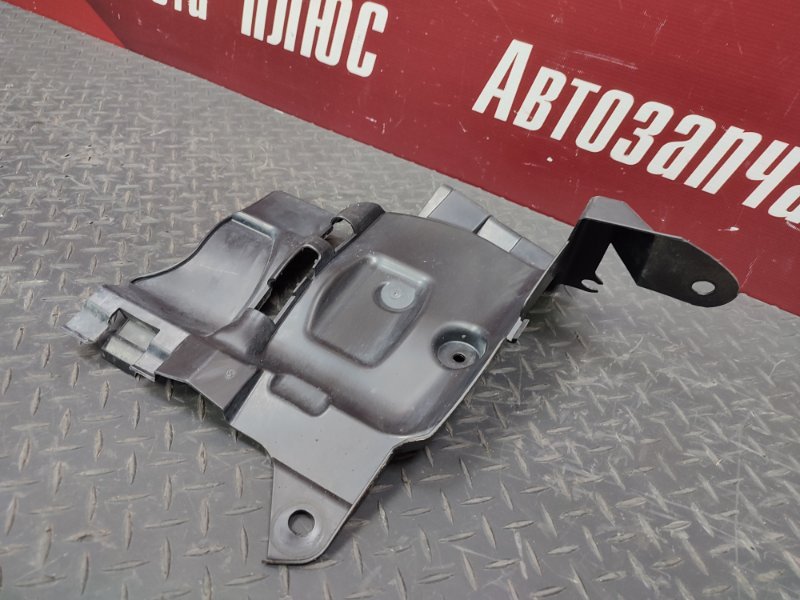 Пыльник двигателя