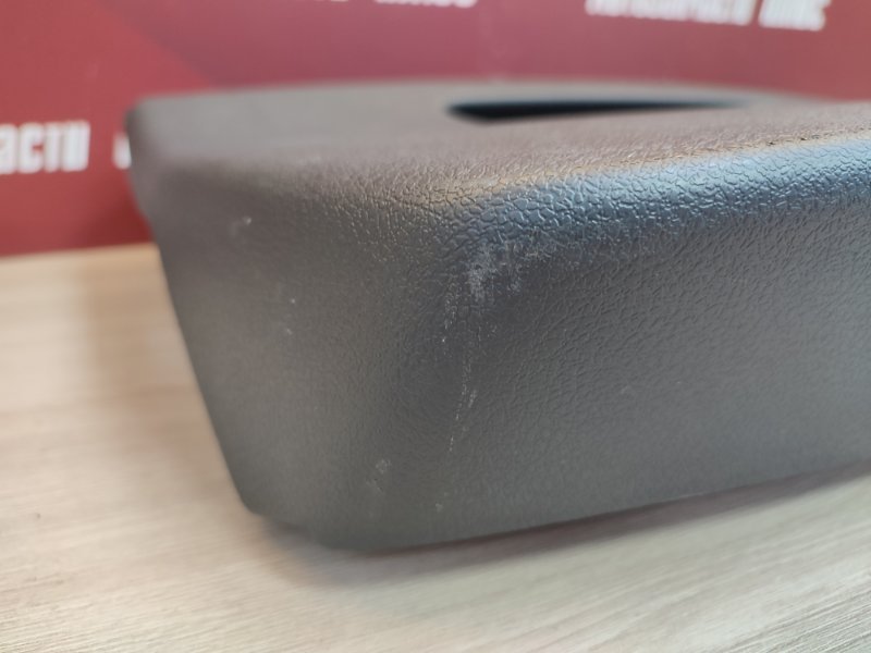 Обшивка двери багажника