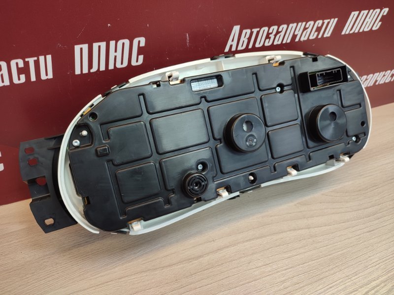 Щиток приборов