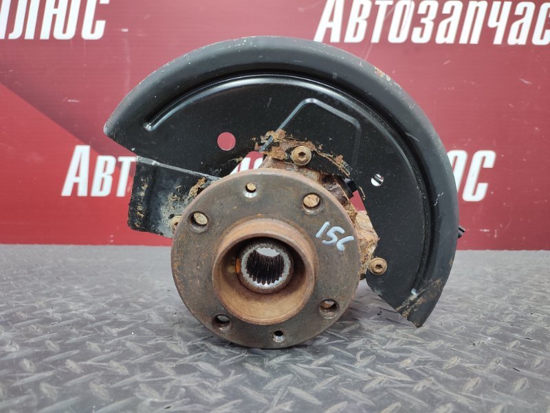 Кулак поворотный