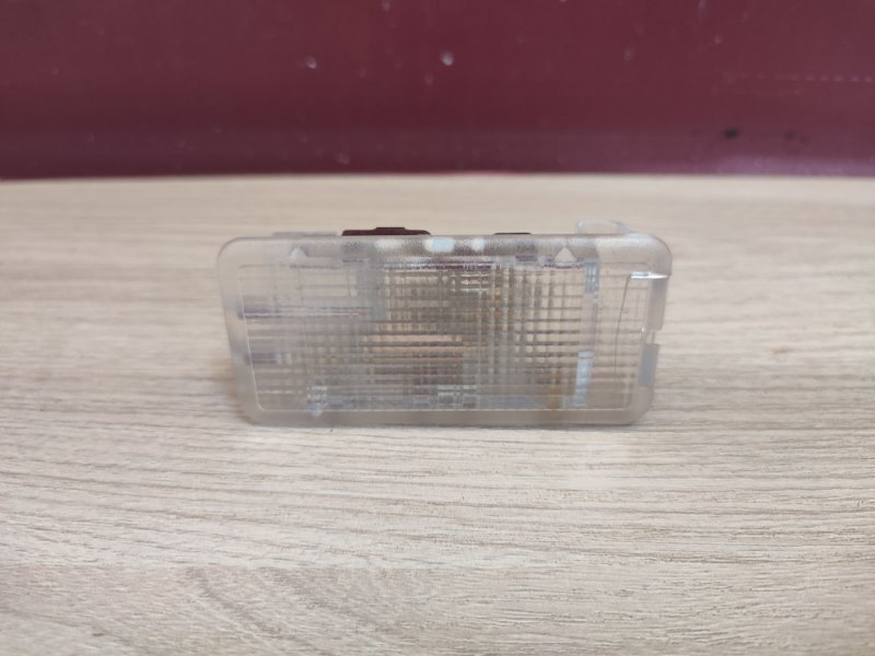 Плафон подсветки багажника