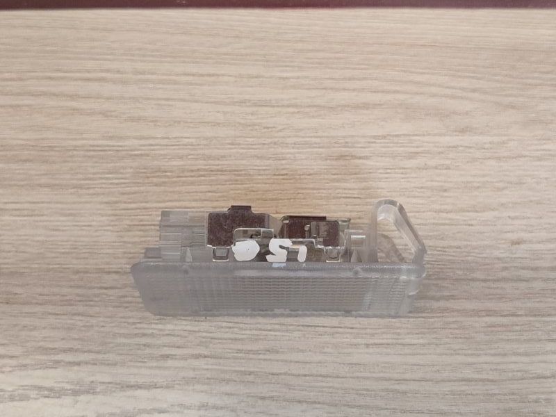 Плафон подсветки багажника