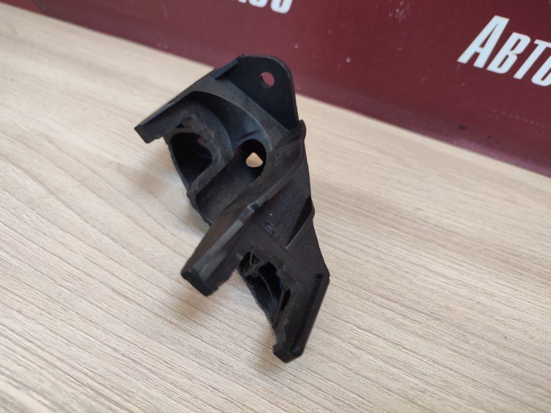 Кронштейн троса КПП