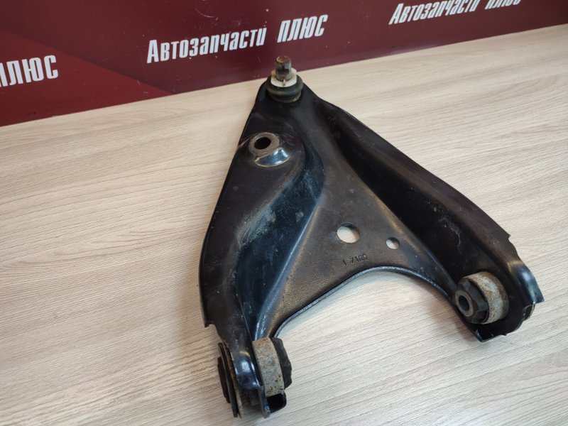 Рычаг подвески