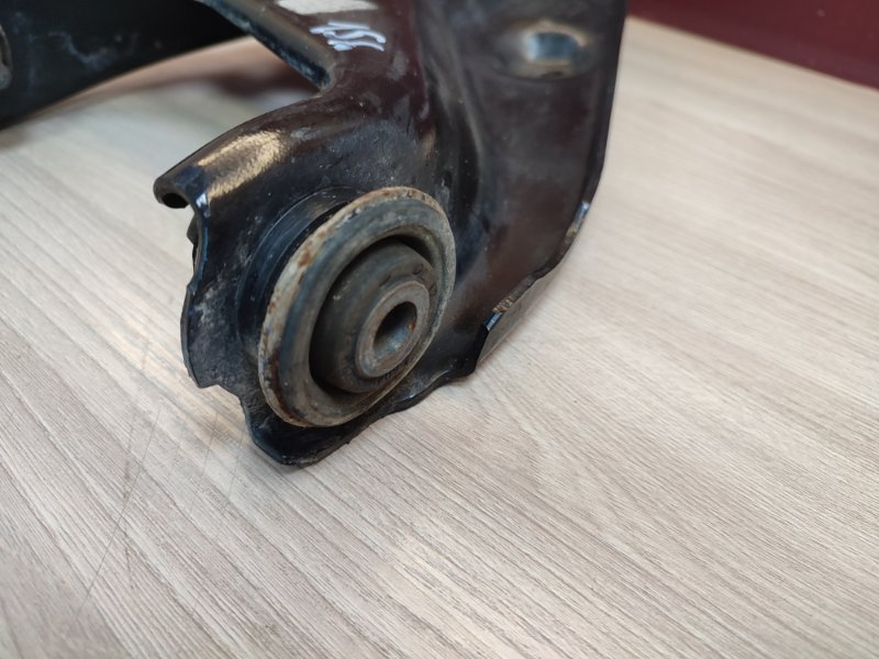 Рычаг подвески