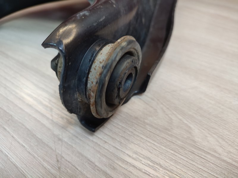 Рычаг подвески