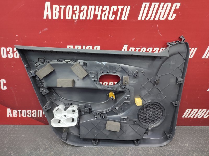 Обшивка боковой двери