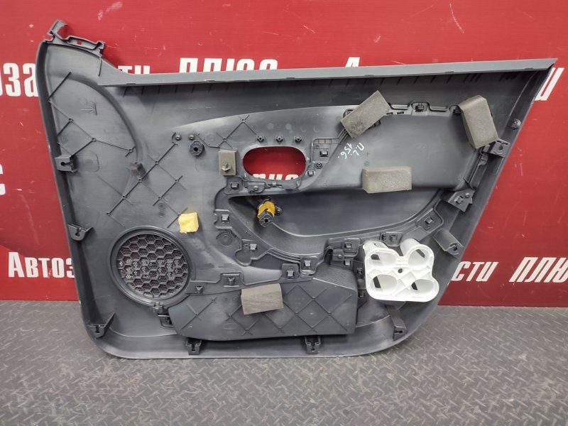 Обшивка боковой двери