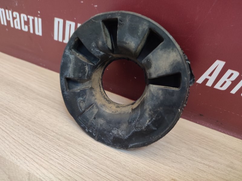 Верхняя опора    пружины