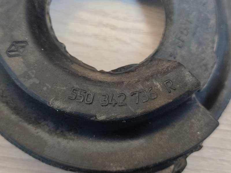 Верхняя опора    пружины