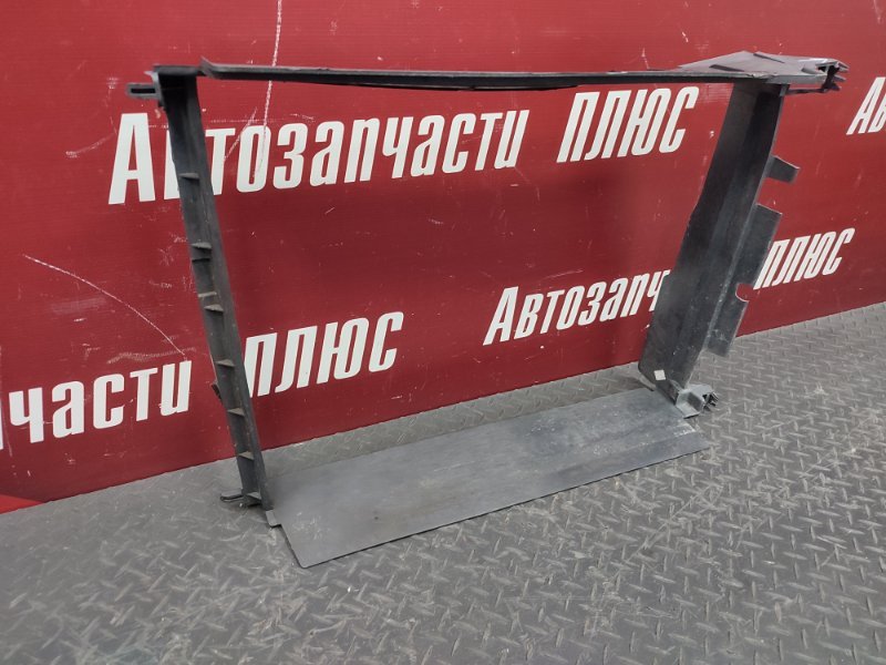 Дефлектор радиатора