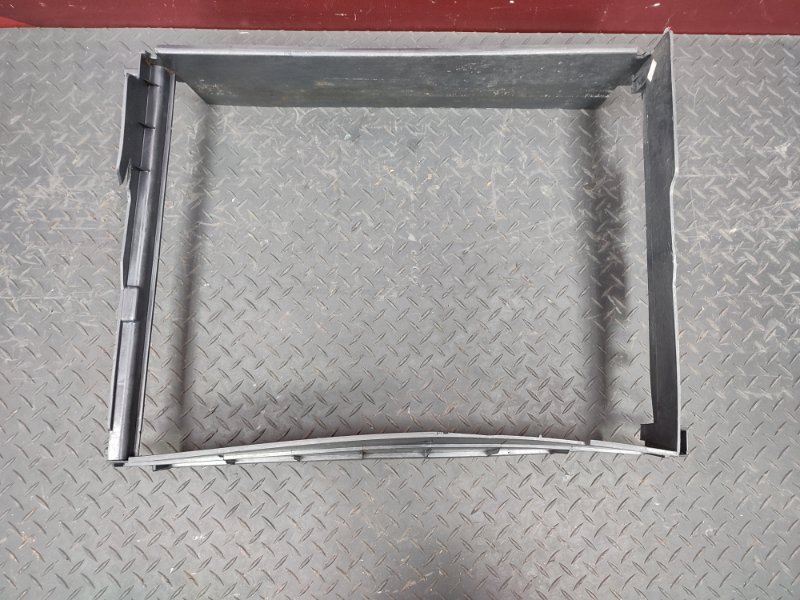 Дефлектор радиатора