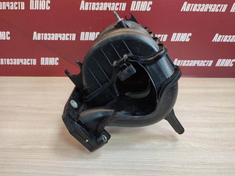 Впускной коллектор