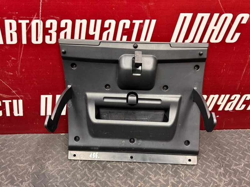 Крышка бардачка