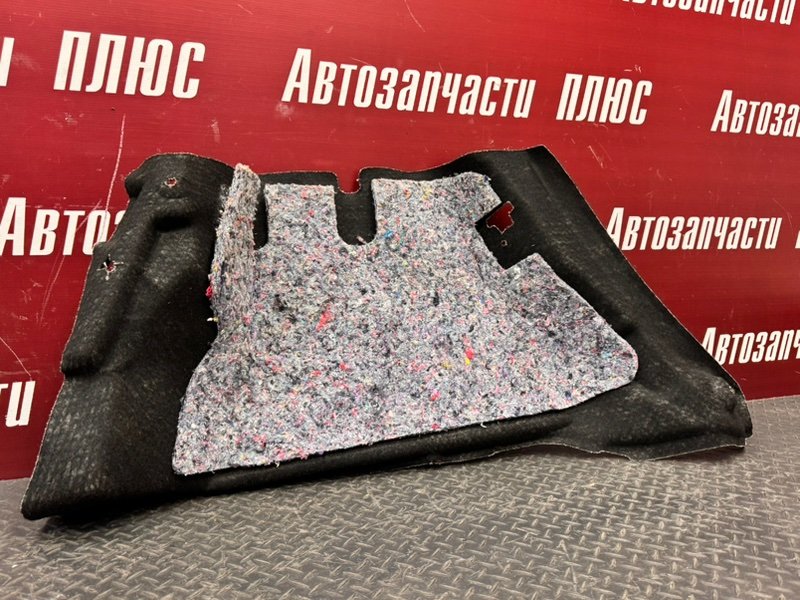 Обшивка багажника