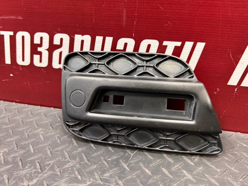 Накладка бампера