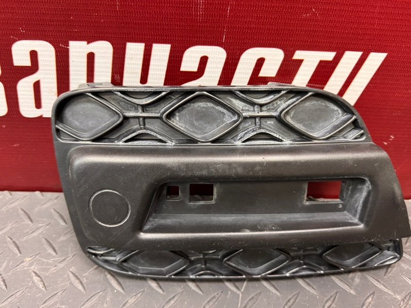 Накладка бампера