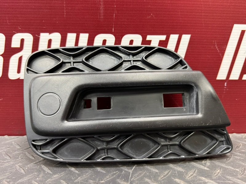 Накладка бампера