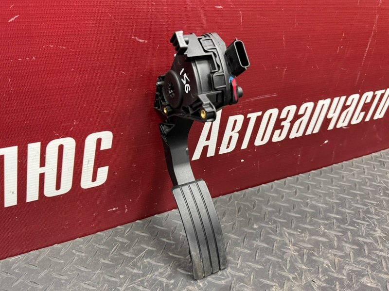 Педаль газа