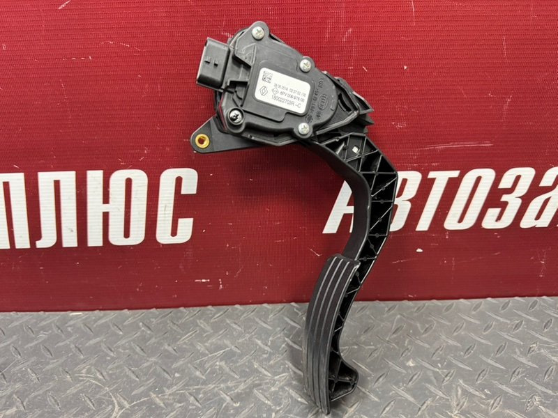 Педаль газа