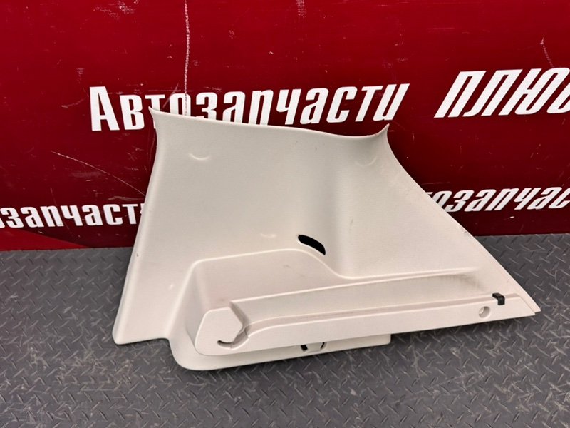 Обшивка      стойки